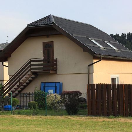 Apartman Pod Cernou Horou Rožnov pod Radhoštěm Eksteriør billede