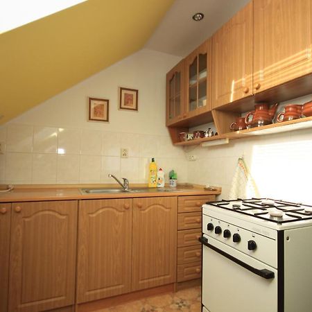Apartman Pod Cernou Horou Rožnov pod Radhoštěm Eksteriør billede
