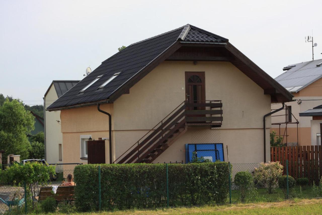 Apartman Pod Cernou Horou Rožnov pod Radhoštěm Eksteriør billede